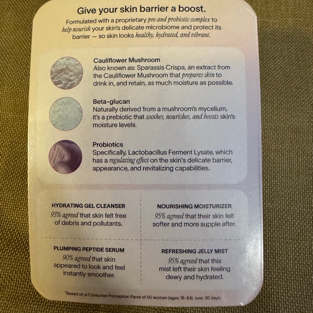 Solawave Neck & Chest Rejuvenating Red Light Therapy Mask - Picture 5 of 9